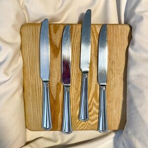 *EUC**VINTAGE* Set of 4 Butter Knives - MIKASA Gourmet Basics ~ TATUM ~ 18/0